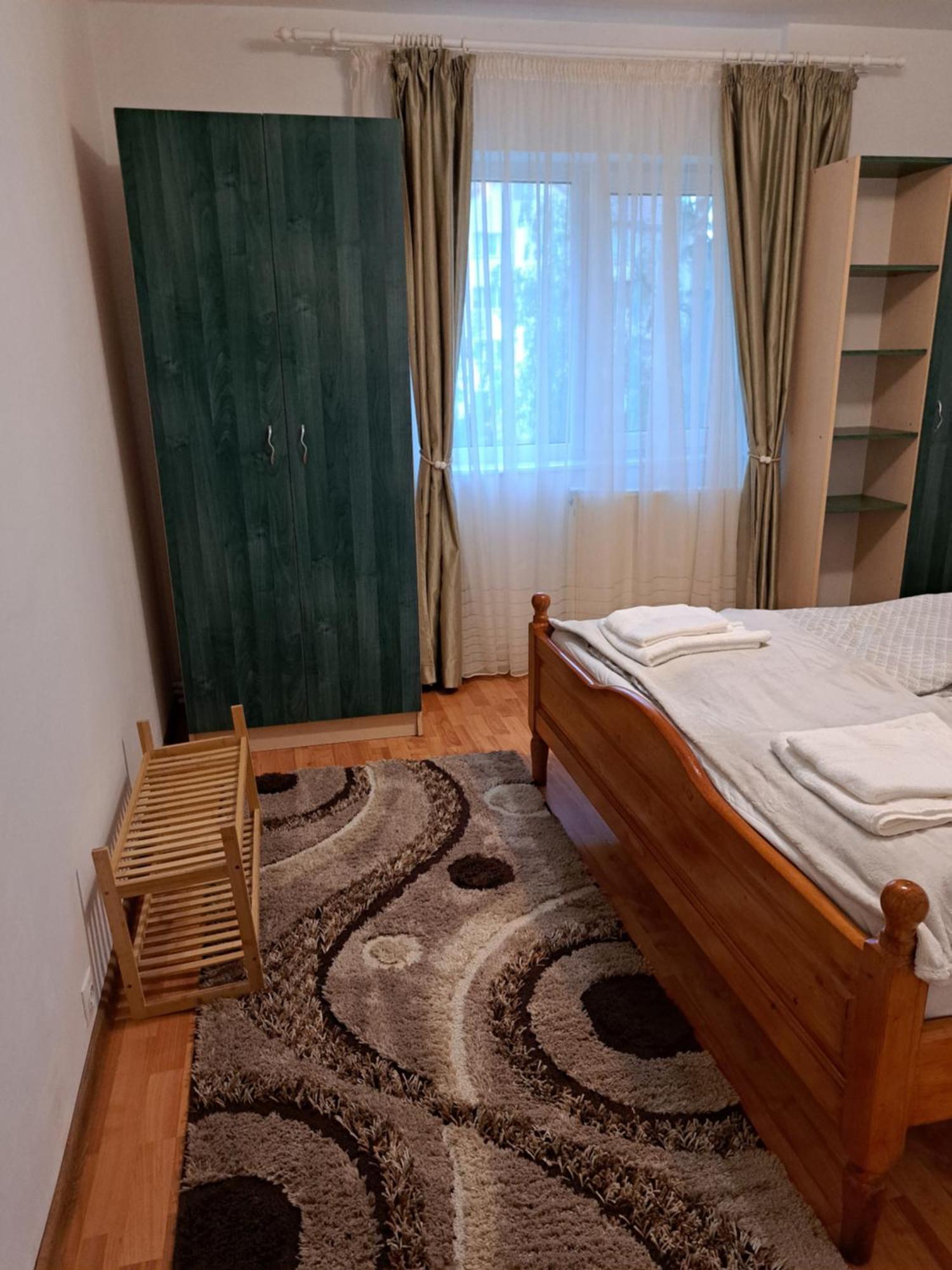 Deny Apartman Sfântu-Gheorghe Eksteriør billede